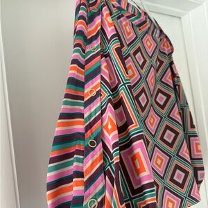 Trina Turk Winning Top Geometric Silky REVERSIBLE Oversized Office or Casual